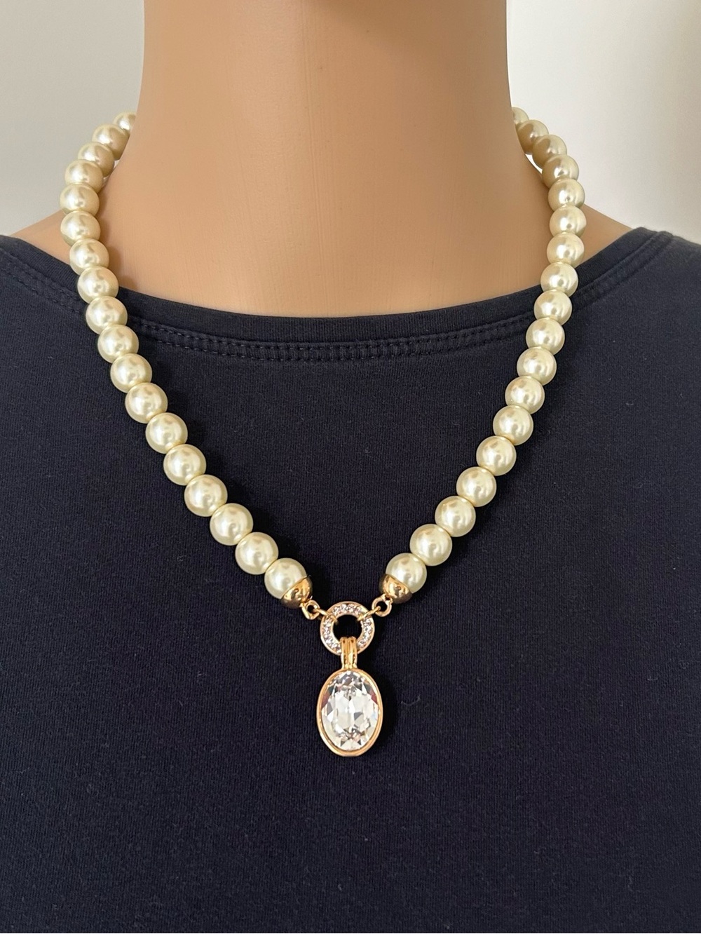 Pearl Bead Necklace with Crystal Pendant - Cream